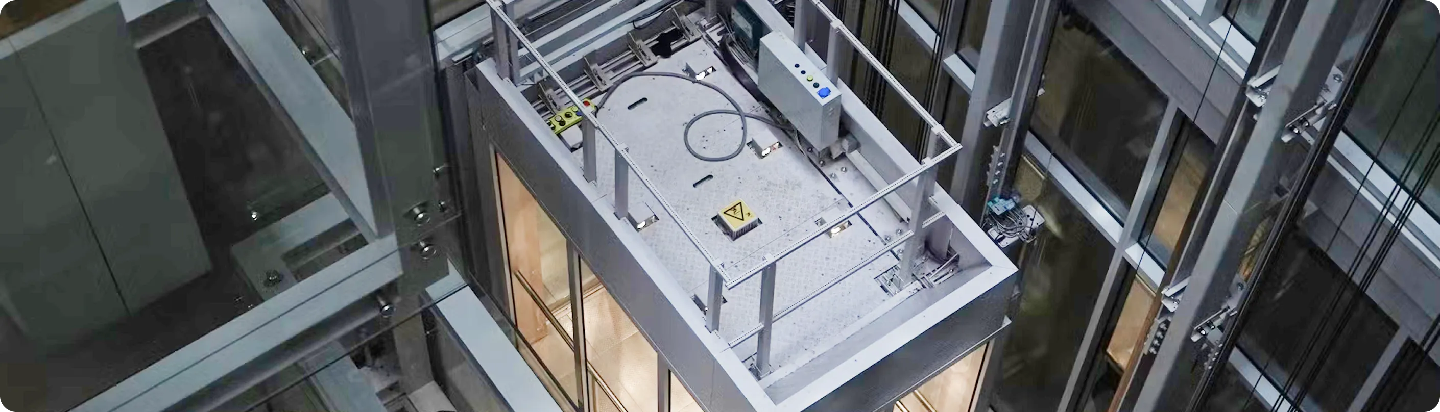 фото лифта сверху